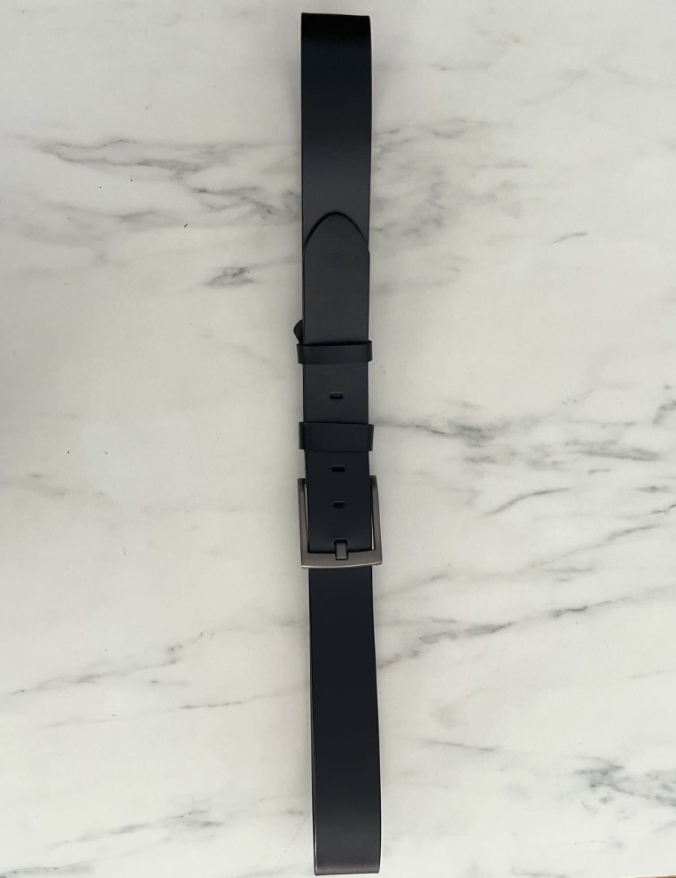 Ανδρική μαύρη ζώνη δερμάτινη 250440 φωτογραφία